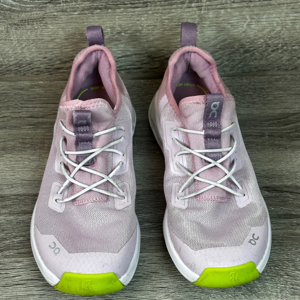 On Cloud Cloudleap Sneakers Kids Size 1 Lavender Running Shoes Outdoors READ - Picture 2 of 11
